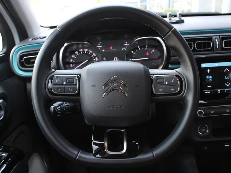 Citroën C3 Business 1.2 PureTech 82PK Navigatie, Achteruitrijcamera, Parkeersensoren, Keyless Entry & Start, Stoelverwarming, Apple Carplay, Android Auto afbeelding 21