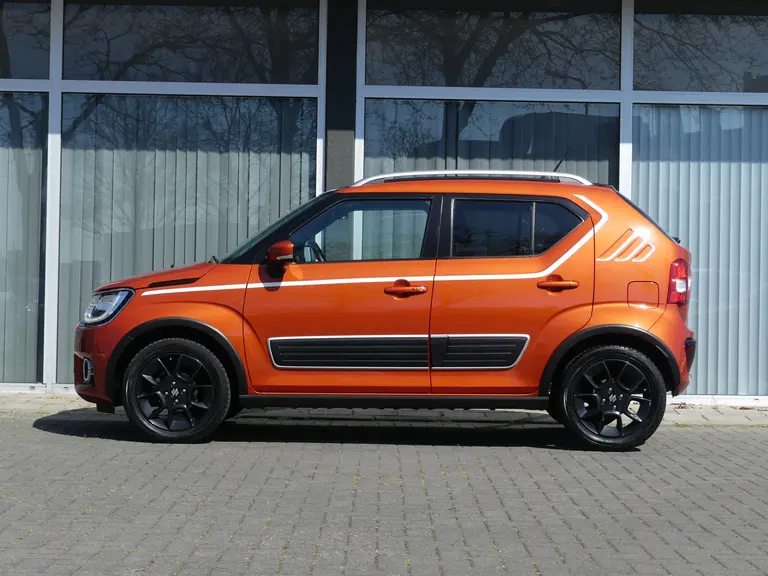 Suzuki Ignis 1.2 Smart Hybrid Stijl Navi, Allseason banden, Cruise control, Climate control afbeelding 3