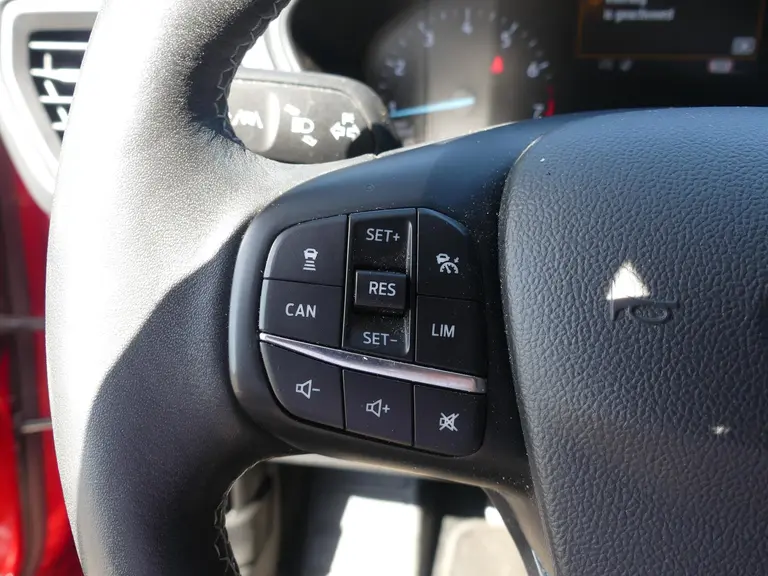 Ford FOCUS Wagon 1.5 EcoBoost Titanium Business Trekhaak, Bang & Olufsen, Cruise en Climate Control afbeelding 13