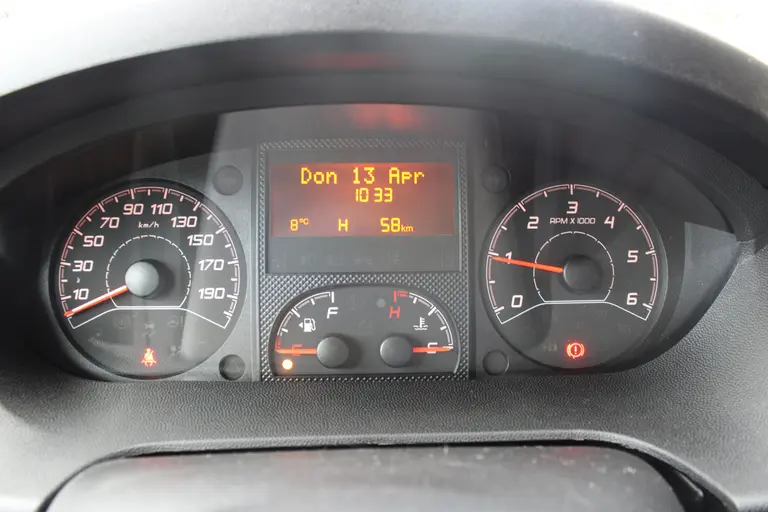 Citroën Jumper 2.2 BlueHDi 120 L1H1 3.0t Cruise Control, Leder Stuurwiel, Climate Control, Audio/Bluetooth, Parkeerhulp achter . afbeelding 14