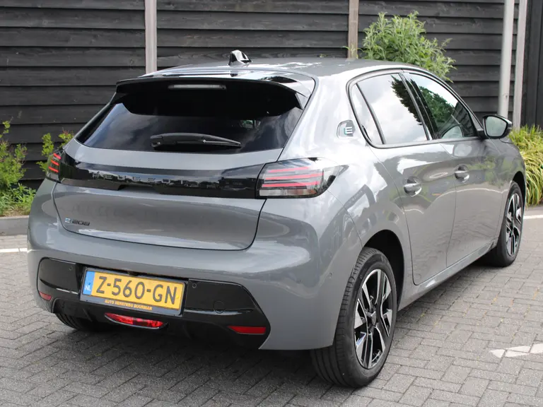 Peugeot e-208 Allure 51 kWh 156PK Navigatie, Rondomzichtcamera, Parkeersensoren, Apple Carplay, Android Auto afbeelding 9