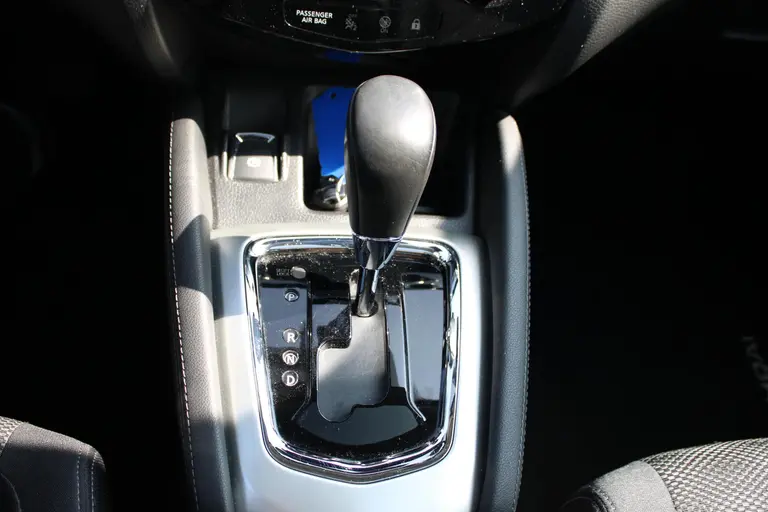 Nissan QASHQAI 1.2 Connect Edition Lage kilometerstand, Dealeronderhouden, Eerste eigenaar afbeelding 33