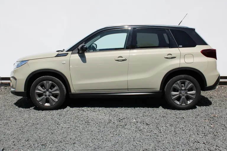 Suzuki Vitara 1.0 Boosterjet Select Achteruitrijcamera, Trekhaak, Navigatie, Cruise Control afbeelding 13