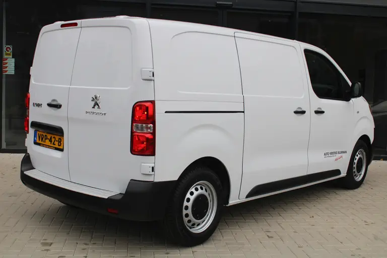 Peugeot Expert 1.5 BlueHDI 120PK Standard Premium 3-Zits, Airco, Navigatie, Achteruitrijcamera, Betimmering afbeelding 5