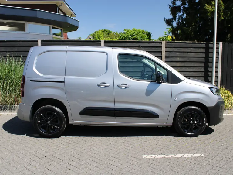 Citroën Berlingo 1.5 BlueHDi 130PK EAT8 Automaat L1 Achteruitrijcamera, Keyless Entry & Start, Parkeersensoren Achter, Aple Carplay, Android Auto afbeelding 7