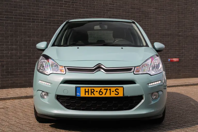Citroën C3 1.2 PureTech Feel Edition CruiseControl, Bluetooth, Airco, All-season banden afbeelding 6