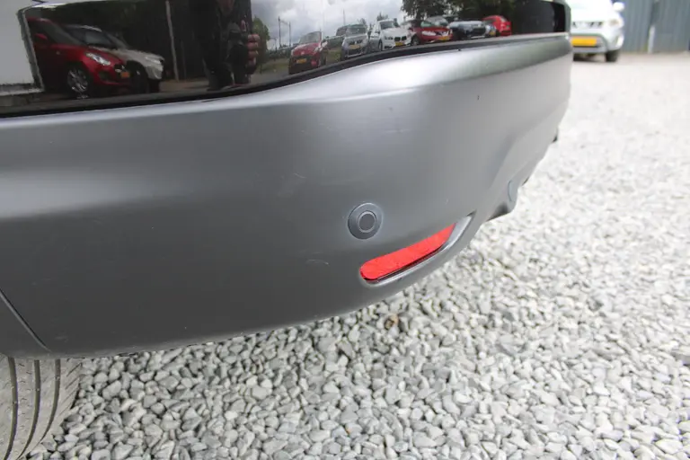 Nissan QASHQAI 1.2 N-Vision, Automaat, Parkeersensoren voor en Panorama Dak! afbeelding 33