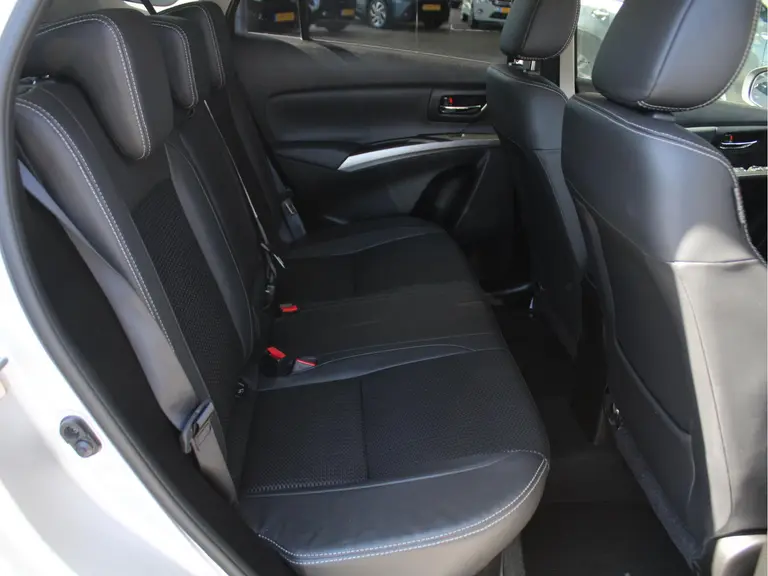 Suzuki S-Cross 1.5 Hybrid AllGrip Style Automaat Rondomzicht Camera, Leder/Stof Bekleding, Adaptieve Cruise en Climate Control afbeelding 43