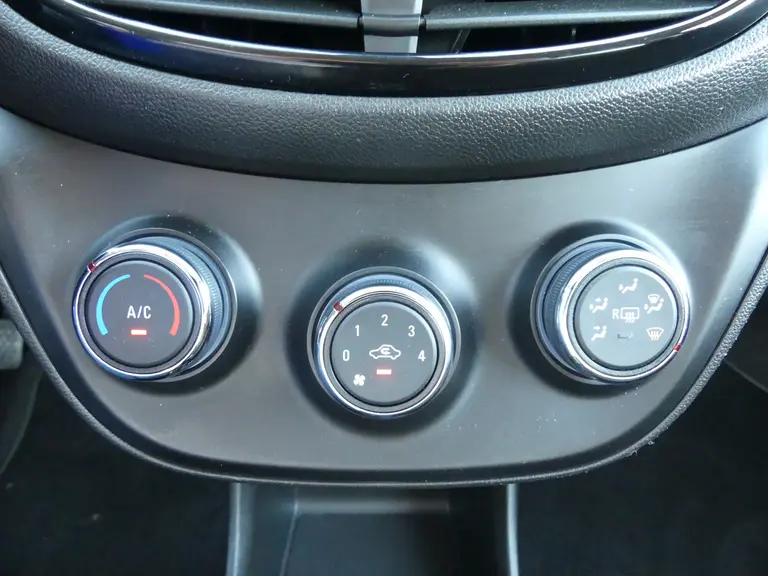 Opel KARL 1.0 Rocks Online Edition, Navigatie, Apple Carplay Android Auto, Parkeersensoren, Origineel Nederlandse auto. afbeelding 18