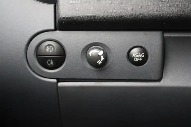 Mitsubishi Colt 1.3 Edition Two airco, cruise control, lichtmetalen velgen afbeelding 9