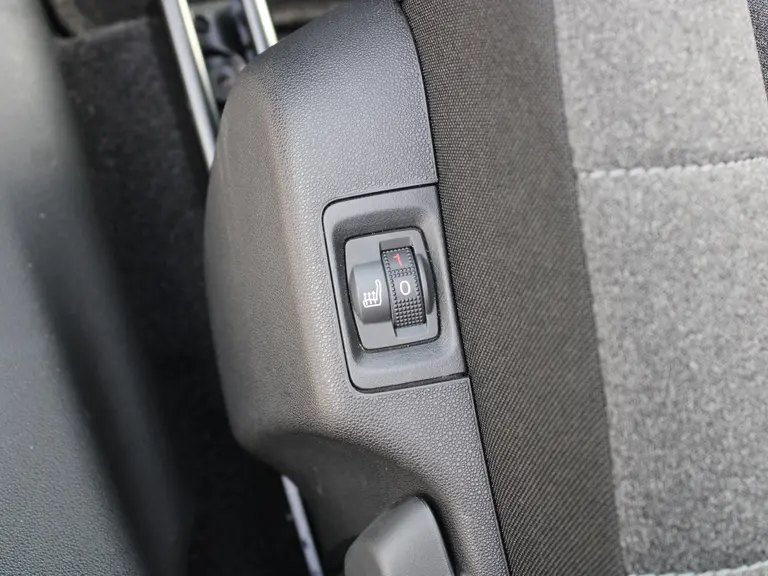Citroën C3 Max 1.2 PureTech 110PK Navigatie, Keyless, Stoelverwarming, Achteruitrijcamera, Apple Carplay, Android Auto afbeelding 16