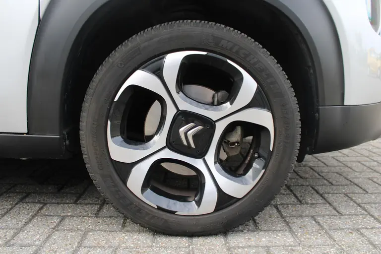 Citroën C3 Aircross 1.2 PureTech S&S Shine Automaat, Cruise control, Applecarpl./Andr. Auto, Airco afbeelding 27