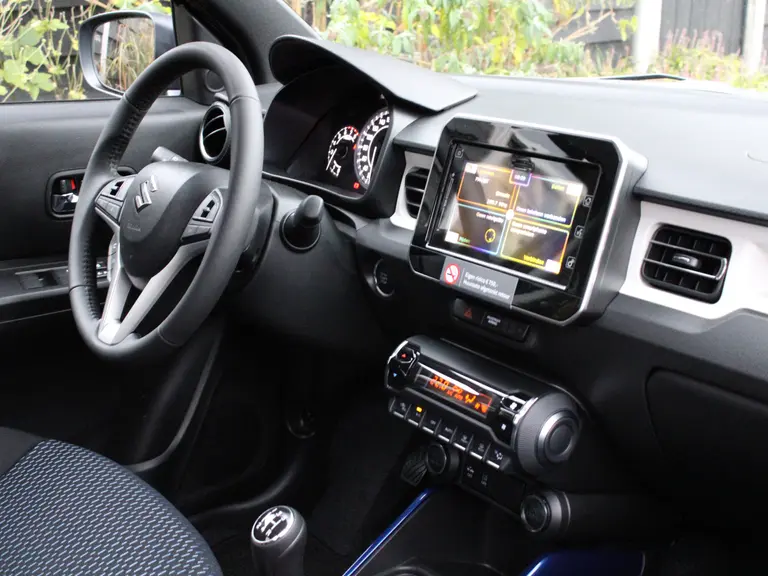 Suzuki Ignis 1.2 Smart Hybrid 83PK Style 6 jaar Garantie! Navigatie, Keyless, Climate en Cruise-Control afbeelding 13