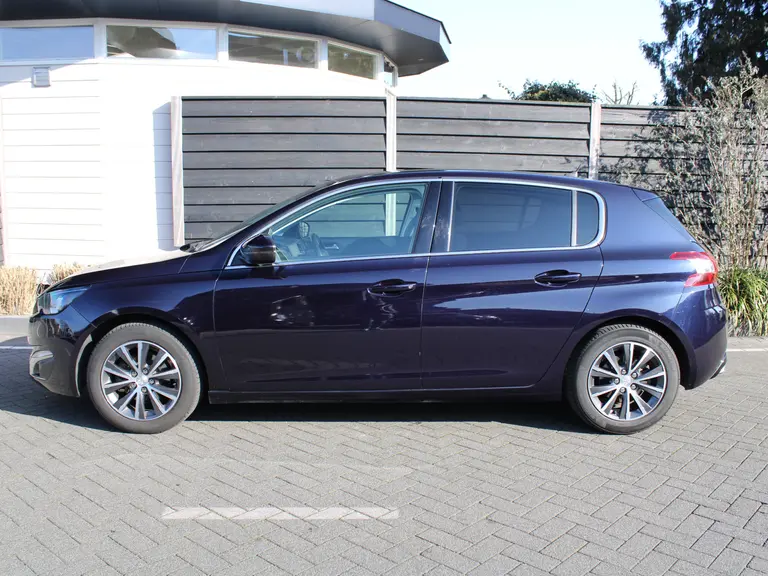 Peugeot 308 1.2 PureTech 130PK Blue Lease Premium Trekhaak, Panoramadak, Apple Carplay, Android Auto, Parkeersensoren, Led Koplampen afbeelding 6