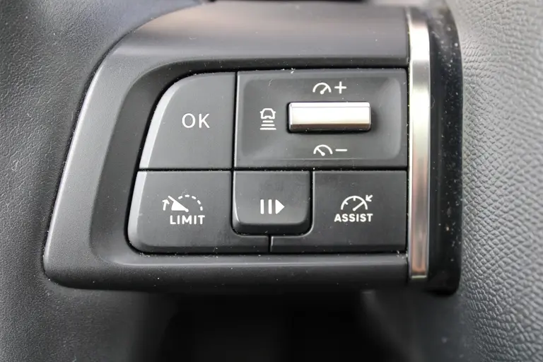 Citroën Ë-C4 Shine 50 kWh Automaat, Navigatie, Airco, Applecarpl./Andr. Auto, achteruitrijcamera afbeelding 16