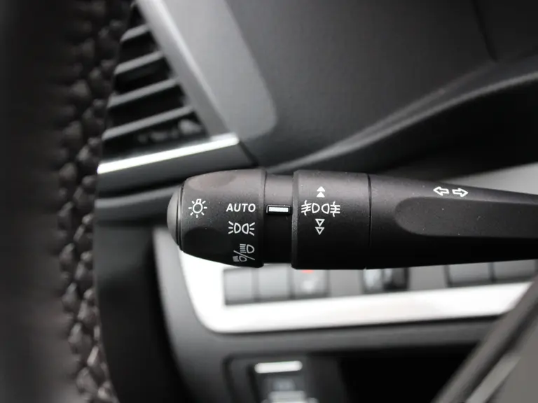 Peugeot Expert 2.0 BlueHDi 180PK S&S L3 DubbelCabine/DC Automaat Navigatie, Achteruitrijcamera, Keyless, Stoel & Stuurverwarming, Massage, Apple Carplay, Android Auto afbeelding 37