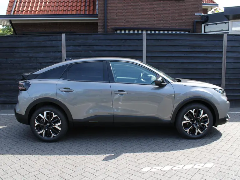 Citroën C4 Max 1.2 Hybrid 136PK e-DCS6 Automaat Navigatie, Rondomzichtcamera, Headup, Adaptieve Cruise, Keyless, Stuur, Stoel en Voorruitverwarming afbeelding 8