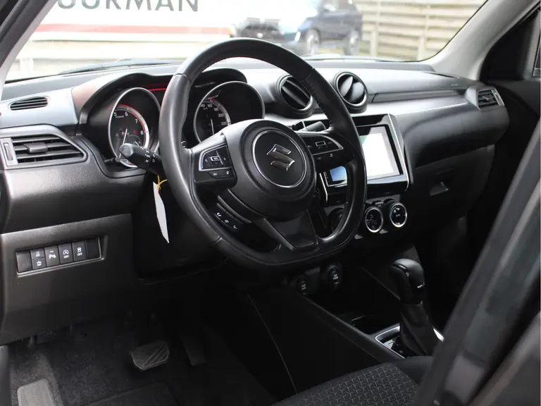 Suzuki Swift 1.2 Style Smart Hybrid Automaat Navigatie, Adaptieve Cruise en Climate Control, Achteruitrijcamera afbeelding 5