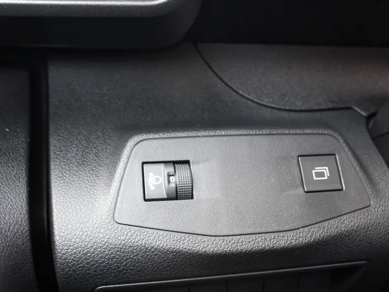 Peugeot Partner 1.5 BlueHDi 130PK EAT8 Automaat L1 White & Black Edition, Navigatie, Airconditioning, Camera Achter + Zijkant, Parkeerhulp voor & achter, Trekhaak afbeelding 29