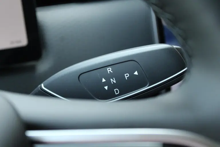 Jaecoo 7 PHEV Exclusive *Meer informatie volgt Jaecoo 7 Exclusive Automaat, Schuif-Kanteldak, 1500 KG trekgewicht, Navigatie, 19" LM velgen, Elektrische achterklep, Luxe lederen bekleding, 7 jaar garantie afbeelding 26