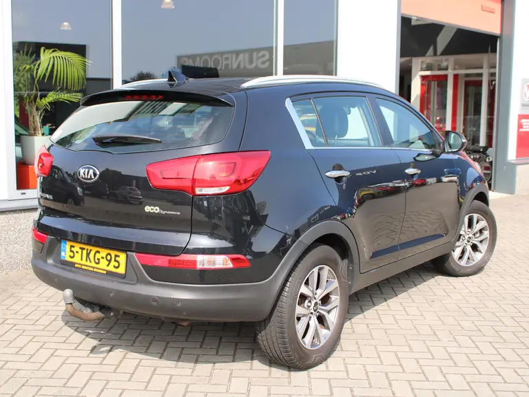 Kia Sportage 1.6 GDI BusinessLine Trekhaak, Navigatie, Cruise control, Climate control afbeelding 4