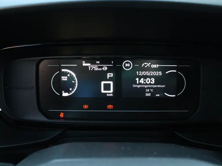 Citroën Berlingo 1.5 BlueHDi 130PK EAT8 Automaat L1 Achteruitrijcamera, Keyless Entry & Start, Parkeersensoren Achter, Aple Carplay, Android Auto afbeelding 17