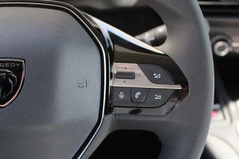 Peugeot Partner 1.5 BlueHDi 100PK S&S L1 Navigatie, Achteruitrijcamera, Trekhaak, Dab, Bluetooth, Parkeersensoren voor & achter afbeelding 21