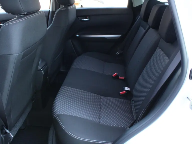 Suzuki Vitara 1.4 Boosterjet Select Smart Hybrid Adaptieve Cruise en Climate Control, Navigatie, Achteruitrijcamera afbeelding 35