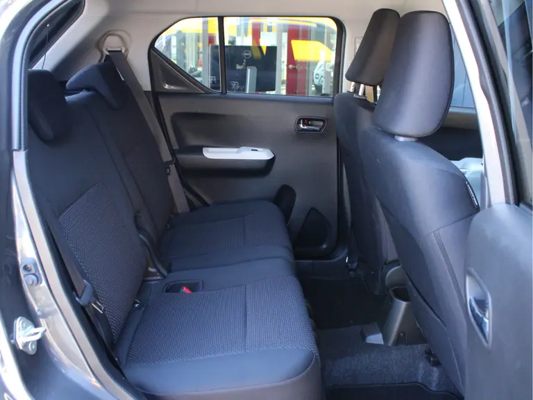 Suzuki Ignis 1.2 Smart Hybrid Style Multimediasysteem, Cruise control, Climate control, Stoelverwarming, Parkeercamera afbeelding 9