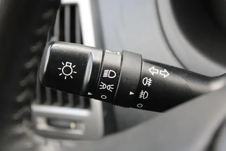 Hyundai i20 1.2i i-Motion 5-Deurs Afneembare Trekhaak, Airco, Parkeersensoren Achter, Radio/CD Speler afbeelding 25