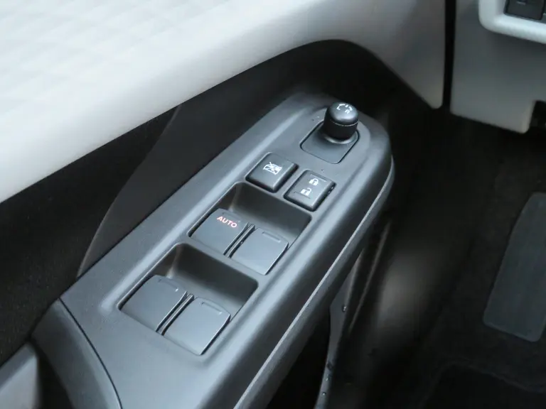 Suzuki Swift 1.2 Select Smart Hybrid, Automaat en 17 inch velgen! DEMOVOORDEEL, met Camera en Parkeersensoren afbeelding 29