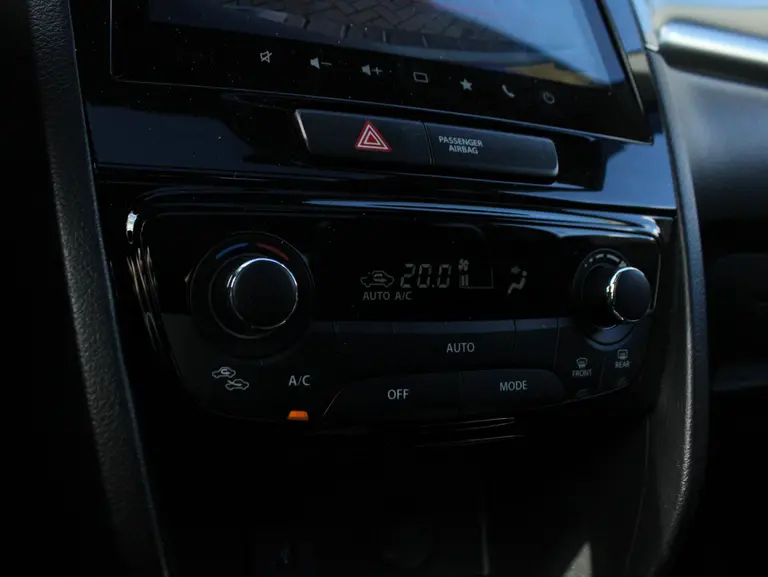 Suzuki Vitara 1.5 Hybrid Style Automaat afbeelding 16