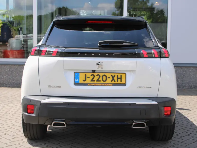 Peugeot 2008 1.2 PureTech GT-Line afbeelding 16