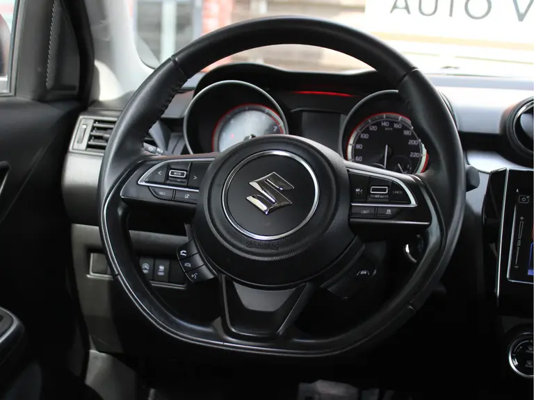 Suzuki Swift 1.2 Style Smart Hybrid Automaat Navigatie, Adaptieve Cruise en Climate Control, Achteruitrijcamera afbeelding 30