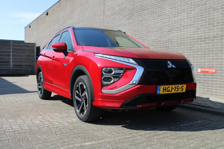 Mitsubishi Eclipse Cross 2.4 PHEV Instyle Nu met gratis trekhaak! Automaat, Lederen bekleding, Applecarpl./Andr. Auto afbeelding 31