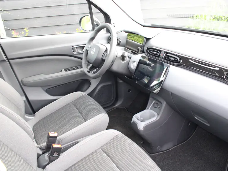 Leapmotor T03 Design 37.3 kWh Navigatie, Camera achter, Parkeerhulp achter, Audio, Keyless Start, Lichtmetalen velgen afbeelding 34