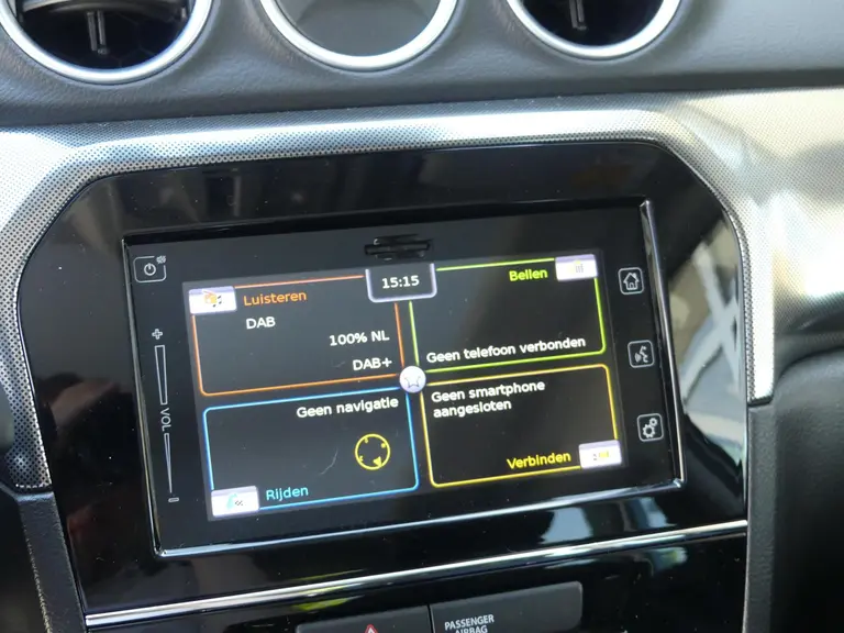 Suzuki Vitara 1.5 Hybrid Style Automaat, Panoramadak, Navigatie afbeelding 17