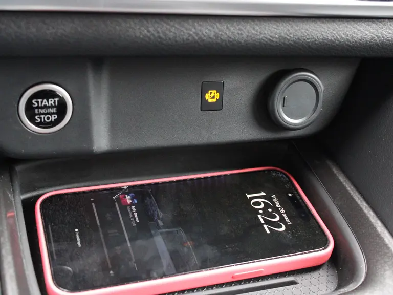Nissan QASHQAI 1.3 MHEV 158PK N-Connecta Xtronic Automaat Navigatie, Rondomzichtcamera, Adaptieve Cruise Control, Stoel, Stuur & Voorruitverwarming afbeelding 37