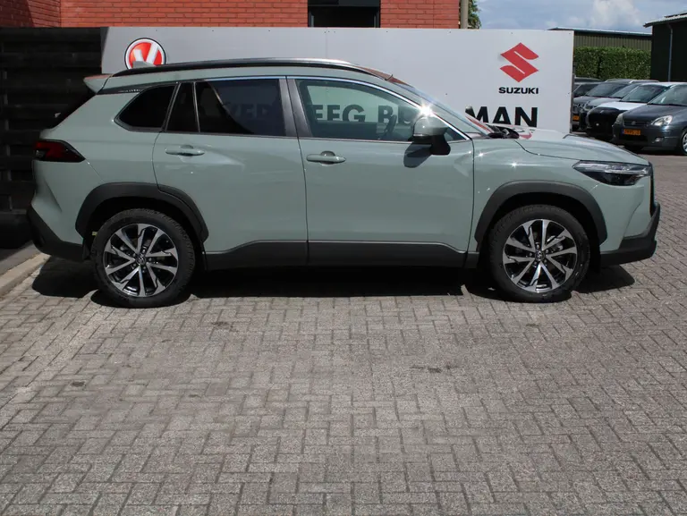 Toyota Corolla Cross Hybrid 140 Style Trekhaak, Dealer onderhouden afbeelding 3
