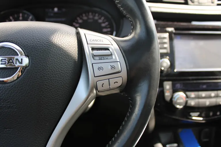 Nissan QASHQAI 1.2 Connect Edition Lage kilometerstand, Dealeronderhouden, Eerste eigenaar afbeelding 26