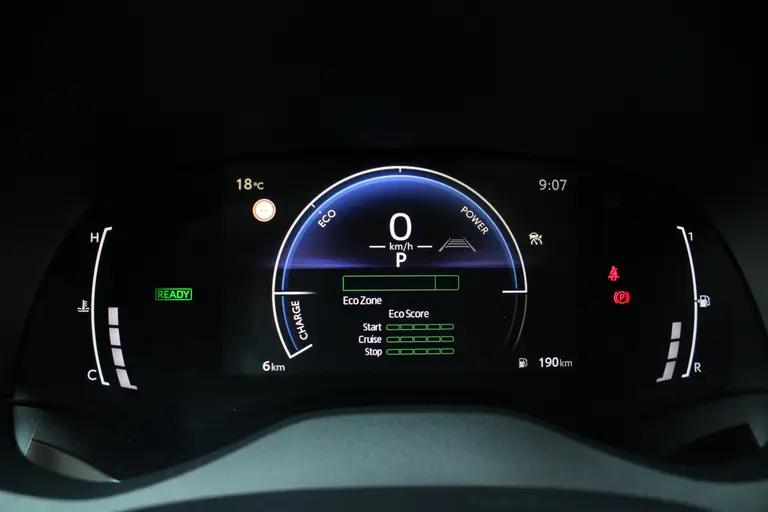 Toyota Yaris 1.5 Hybrid 115 Teamplayer Achteruitrijcamera, Parkeersensoren voor en achter, Airco Automatisch, Cruise Control Adaptief afbeelding 30