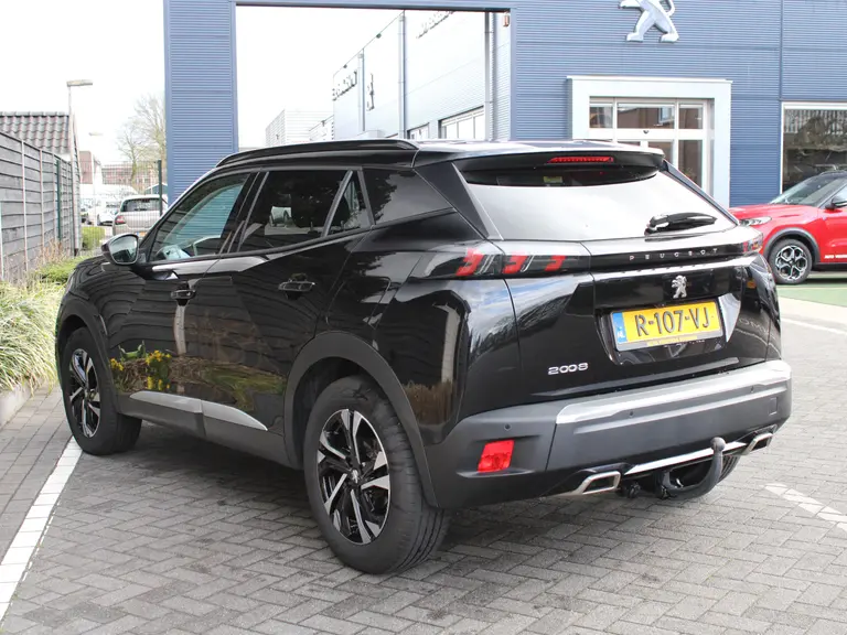 Peugeot 2008 1.2 PureTech 130PK Allure Pack EAT8 Navigatie, Trekhaak afneembaar, Camera Achter, Parkeerhulp achter, Climate Control afbeelding 6
