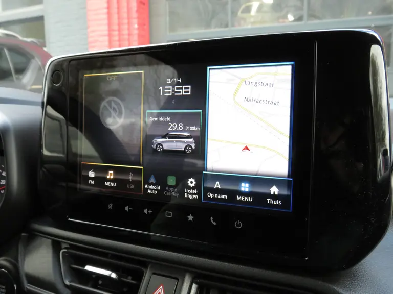 Suzuki Swift 1.2 Style Smart Hybrid Camera, Parkeersensoren, Draadloos Carplay afbeelding 13