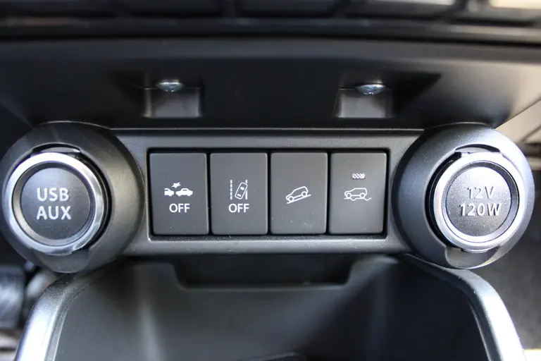 Suzuki Ignis 1.2 Smart Hybrid Allgrip Style, All-Seasons, Cruise control en Achteruitrijcamera! afbeelding 21