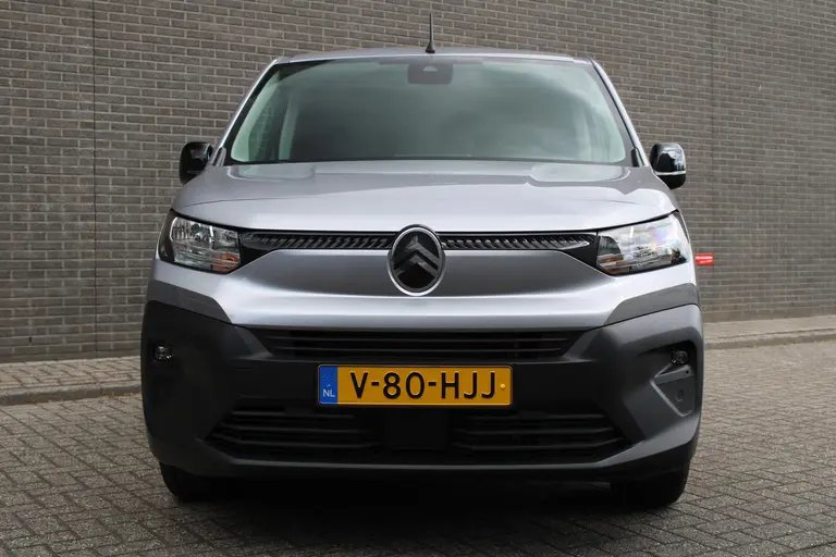Citroën Berlingo 1.5 BlueHDi 130PK EAT8 Automaat L1 Achteruitrijcamera, Keyless Entry & Start, Parkeersensoren Achter, Aple Carplay, Android Auto afbeelding 8