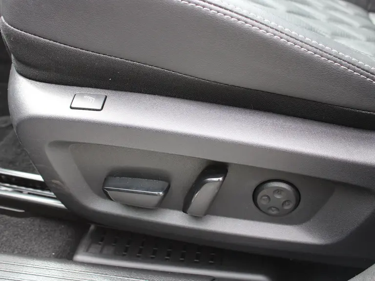Nissan QASHQAI Tekna Plus 1.3 MHEV 158PK Xtronic Automaat Navigatie, Rondomzichtcamera, Keyless, Panoramadak, Leder, Elektrische Kofferbak, Stoelverwarming, Massage afbeelding 21