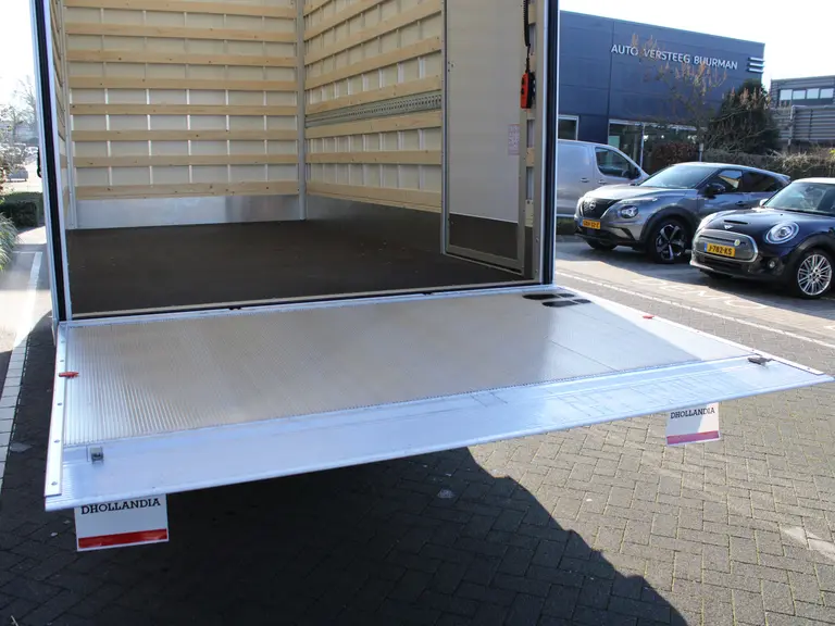 Peugeot Boxer 2.2 BlueHDi 140PK Automaat L3 3.5t Citybox Bakwagen/Laadbak/Citybox Navigatie, LED Koplampen, Laadklep, Draadloze Telefoonlader, Camera Achter afbeelding 11