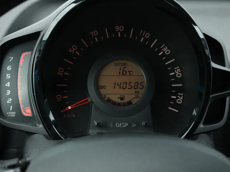 Toyota Aygo 1.0 VVT-i x-nav Achteruitrijcamera, Navigatie, Airco, Bluetooth afbeelding 29