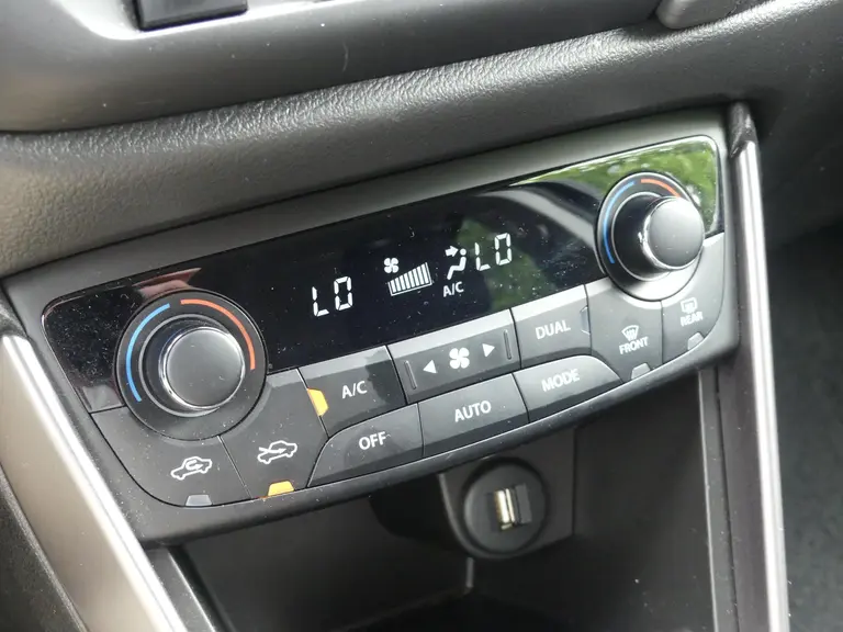 Suzuki S-Cross 1.4 Boosterjet Select Smart Hybrid Navigatie, Park. Sensoren voor/achter, Cruise Control afbeelding 23