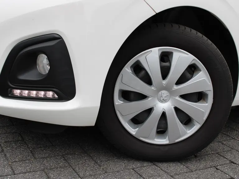 Peugeot 108 Active 1.0 e-VTi 72PK 5DRS Airco, Mistlampen Voor, Bluetooth, Elektrische Ramen Voor afbeelding 2